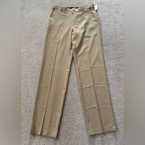 Van Heusen Men's Classic Khaki Dress Pants